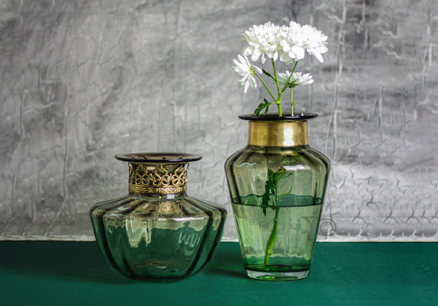 چطور به شکلی جذاب گلدان شیشه ای را به کار ببریم؟ چطور به شکلی جذاب گلدان شیشه ای را به کار ببریم؟